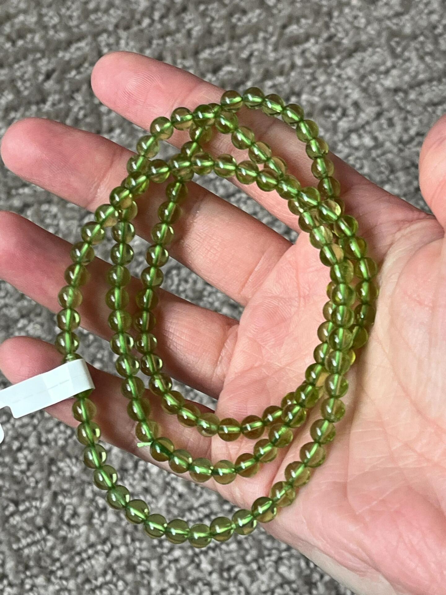 Olivine multi-laps bracelet